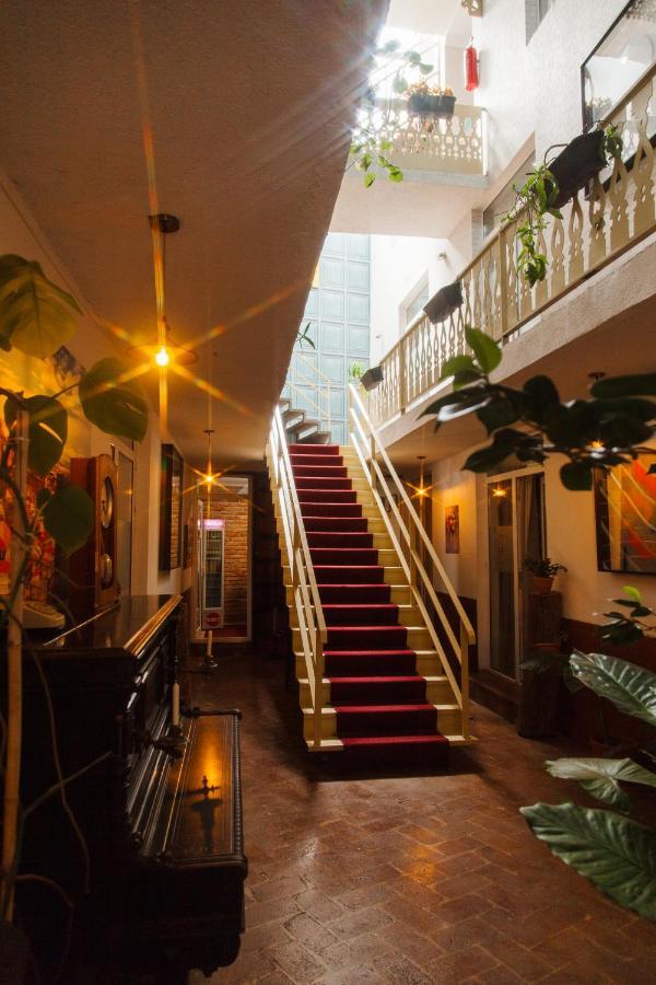 Hotel Tato Tbilisi Luaran gambar